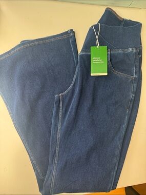 HALARA Dark Blue Flare Pull-On Jeans